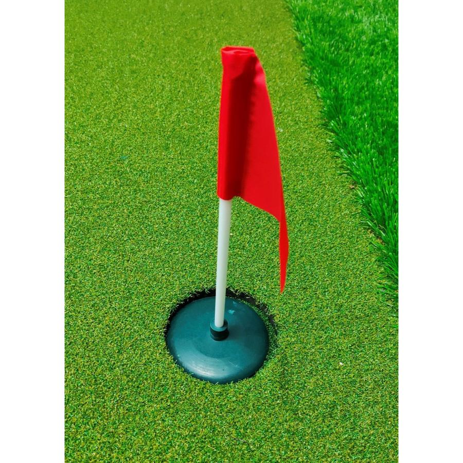 Kaizen Golf Portable Putting Green 3.5 x 1.5m Extreme Close Up of Flag